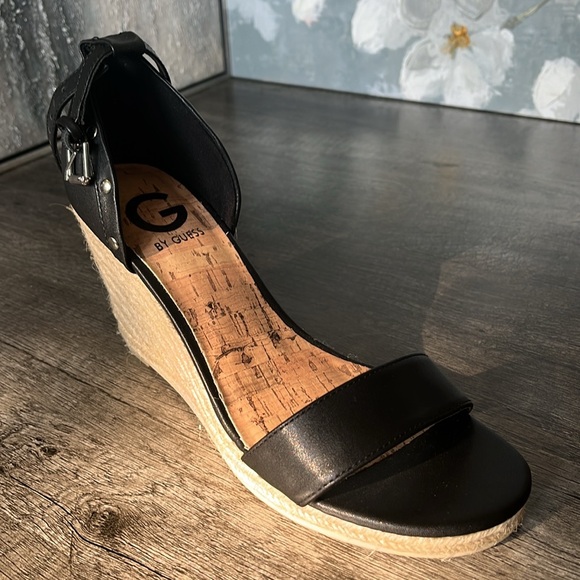 G by Guess open toe wedge, never worn, please refer to picture for size. Black - Picture 3 of 15